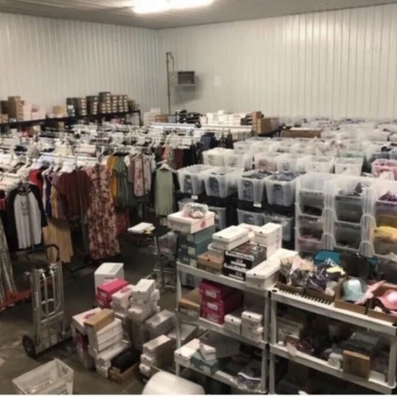 50 pieces women mystery clothing thrift boutique box bundle mystery box - Picture 5 of 9